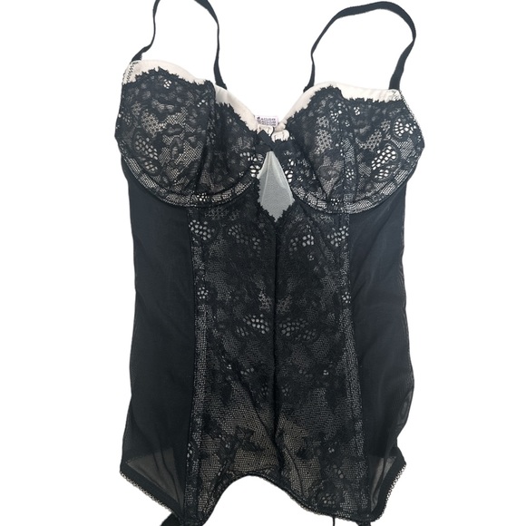 Victoria Secret Lingerie Top - Picture 3 of 7